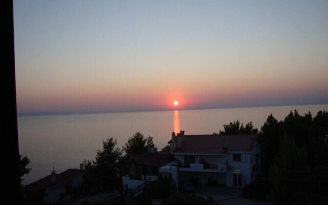 Pentahouse, sea View, in Neos Marmaras, Greece