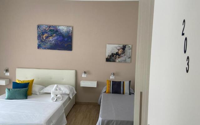 Juna's Guest House