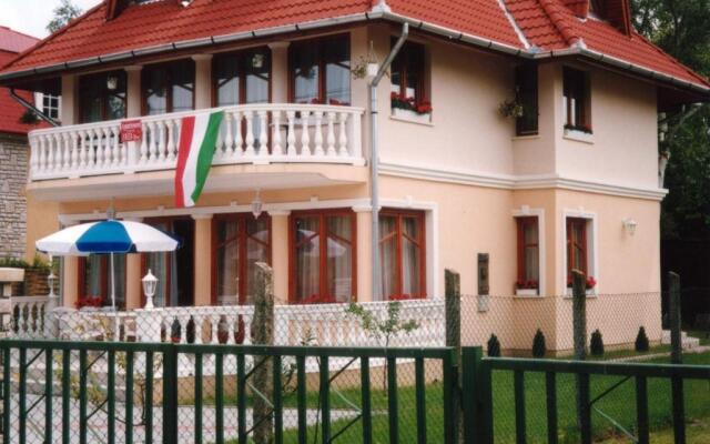 Dessewffy Guesthouse