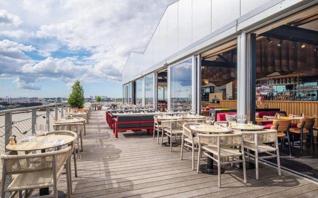 Renaissance Bordeaux Hotel