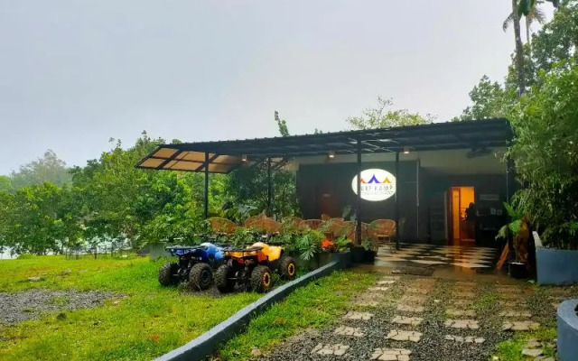 Kaliraya Surf Kamp Laguna