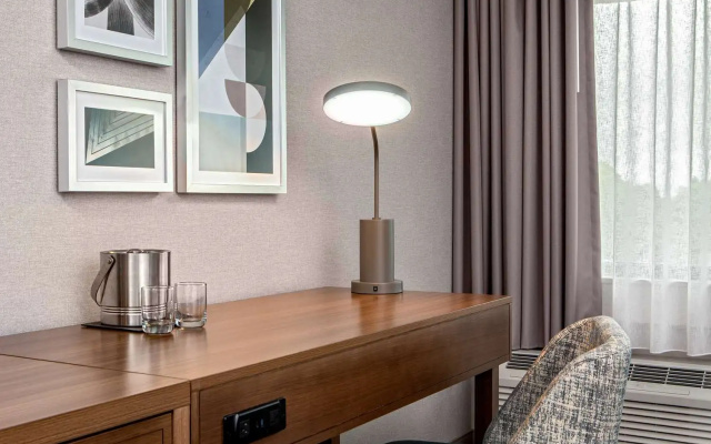 DoubleTree by Hilton Hotel Boston - Westborough