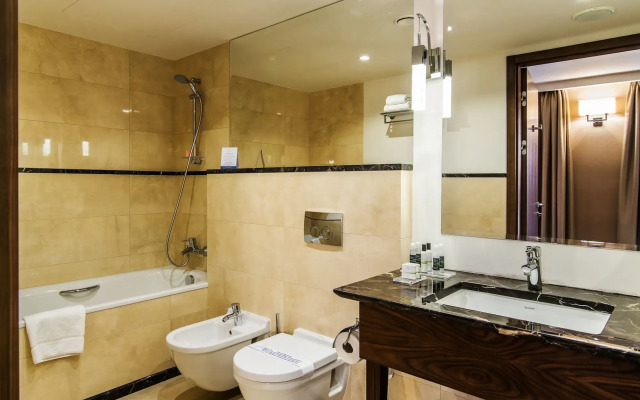 Airport Hotel Okecie