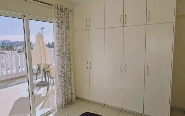 116 AN - Stay Nissi Blossom Apartment