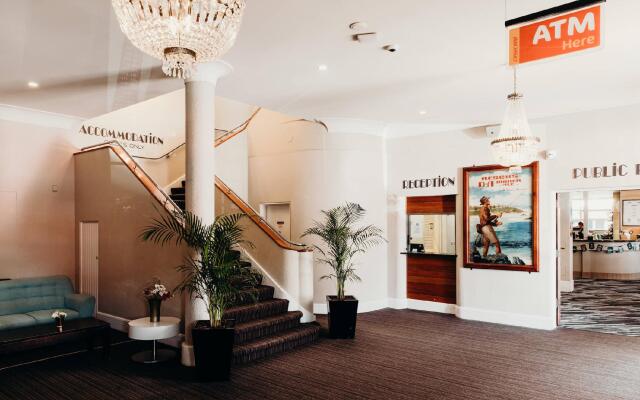 Port Macquarie Hotel