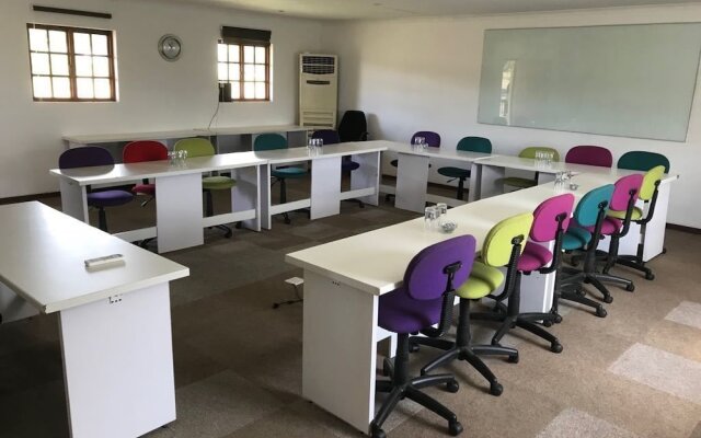 Cherry Country Lodge