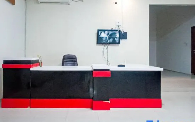 RedDoorz @ RRR Guesthouse Mataram