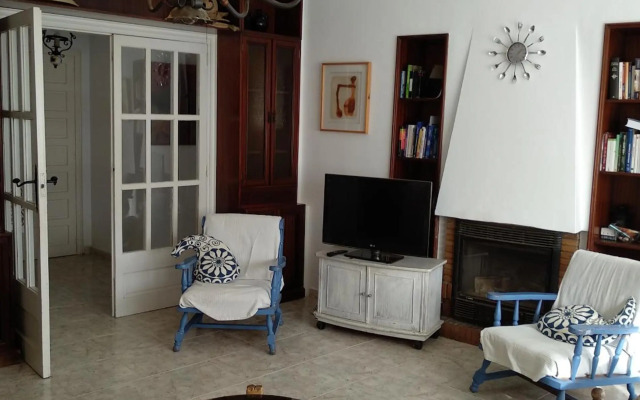 Sea front apartment in Platja Pals with terrace and parking