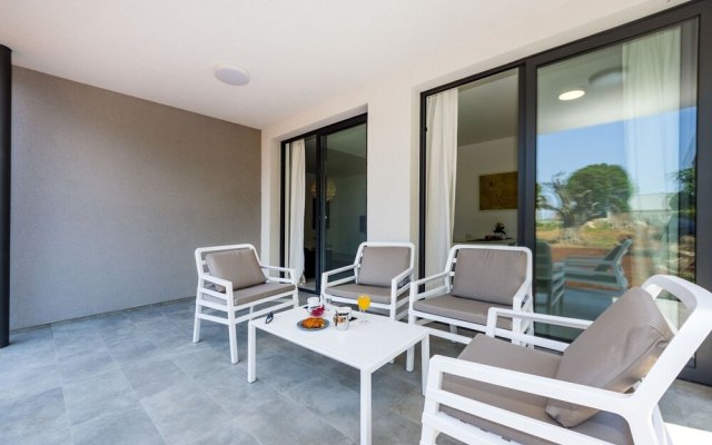 Modern Villa in Bibinje With Terrace