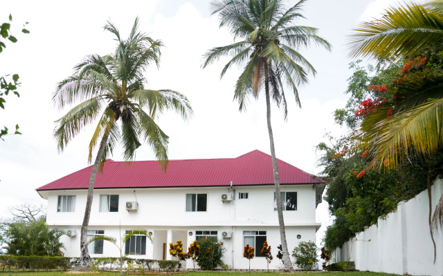 Calamari Beach Villas