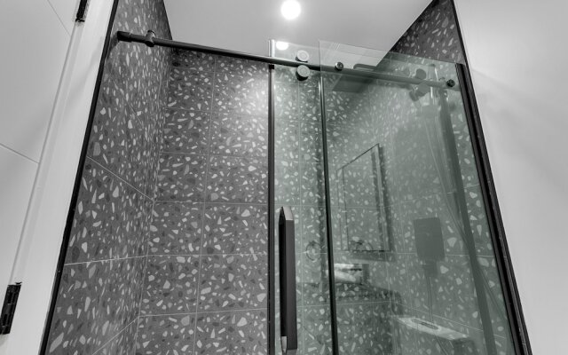 Deluxe Suites Downtown Montreal