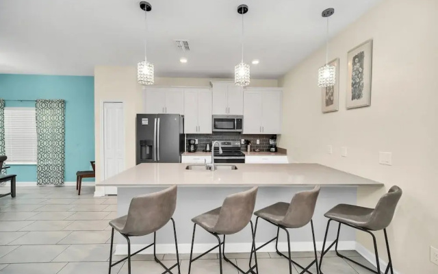 780pb Luxury 5Bd Home