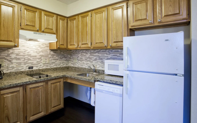 Candlewood Suites Eagan Arpt South - Mall Area by IHG