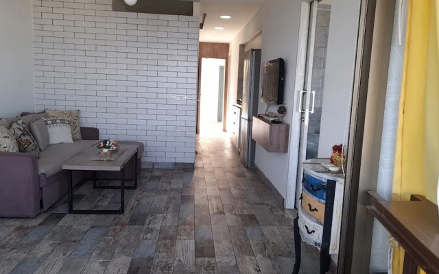2 Bedroom Chalet in Kaslik,generator is Including