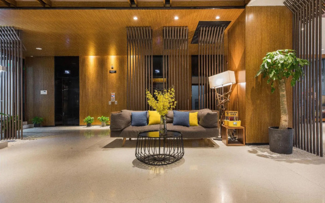 Chenfeng Zhenpin Hotel