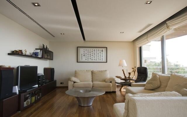 Luxury villa in Alcudia with private pool and 200 meters from the beach