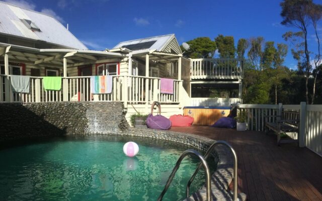 Hekerua Lodge Boutique Backpackers