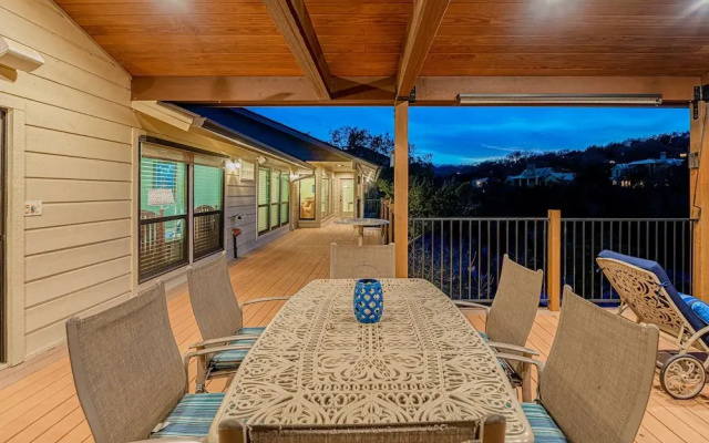 Waterfront Home on Lake Travis