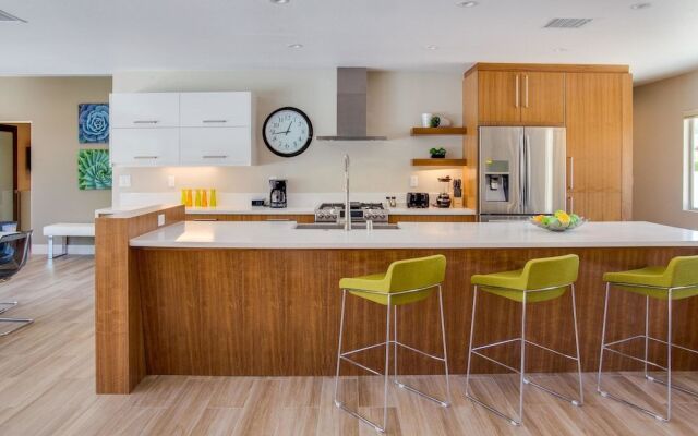 Bon Vivant Palms Holiday home 4