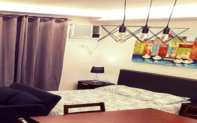 City Center Sleek Studio Deluxe