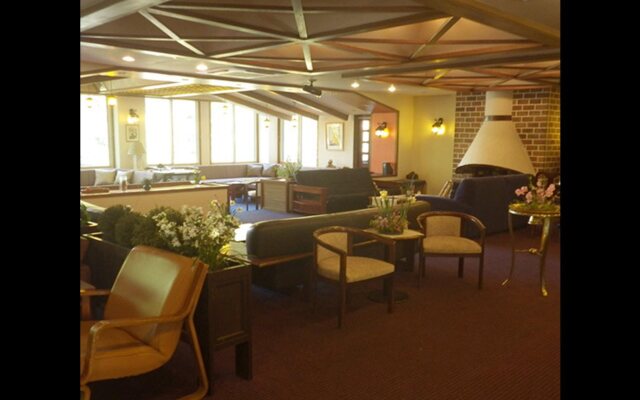 Hotel Blue Lake & Resort