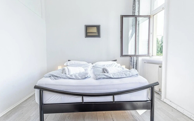 Affordable Stay Prime Location by Danube