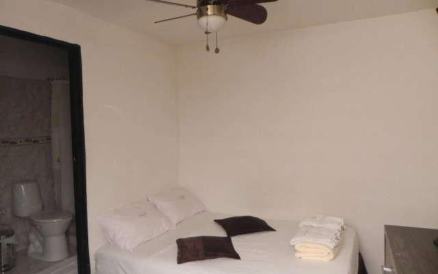 Tamarindo Inn