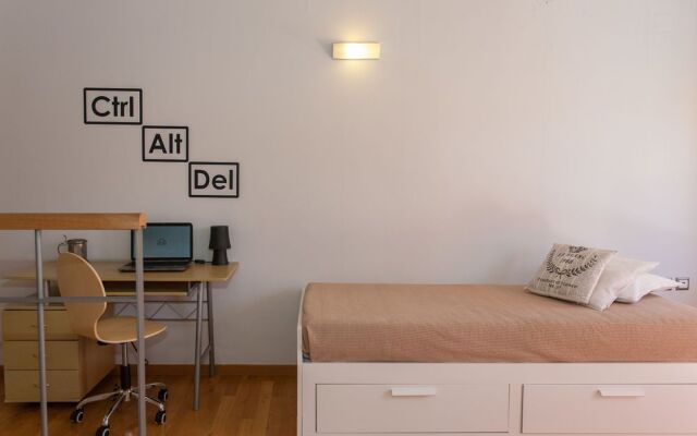 Agora Suites