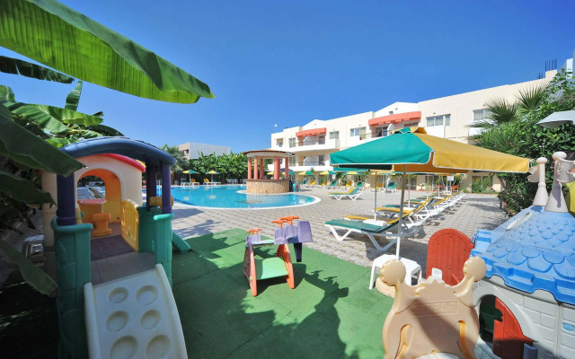 Pelopas Resort