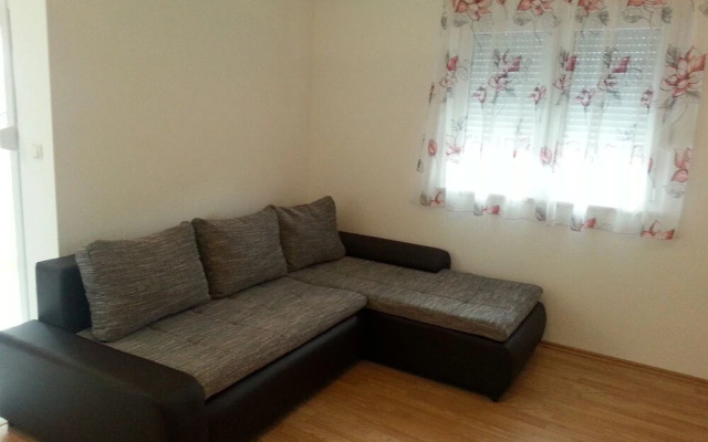 Branko - Close to the sea - A1