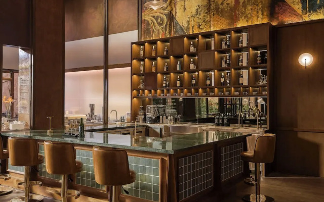 M Village Hotel Premier Thi Sach