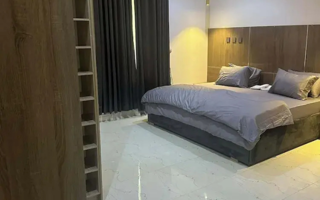 Jayz Shortlet Apartment