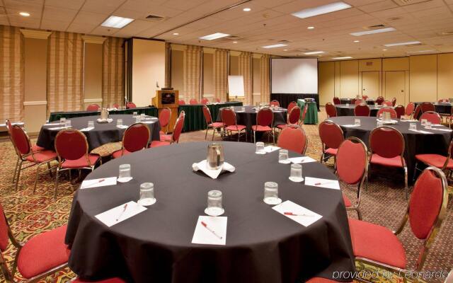 City Place St. Louis - Downtown Hotel