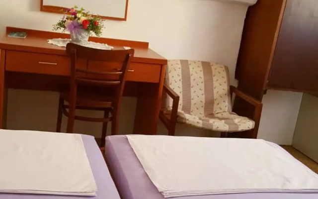 Rooms Milena - Double or Twin Room With Private Bathroom