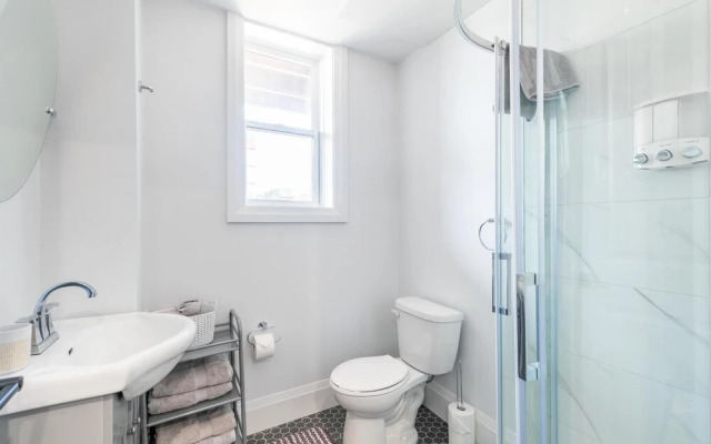 Designed 1BR Apartment