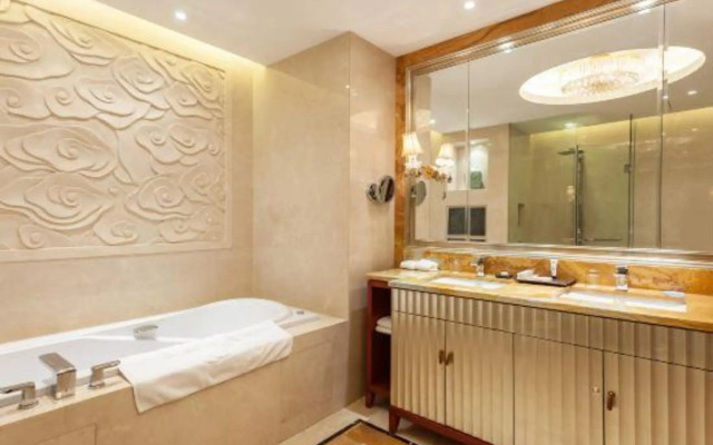 Ao Lin Hotel