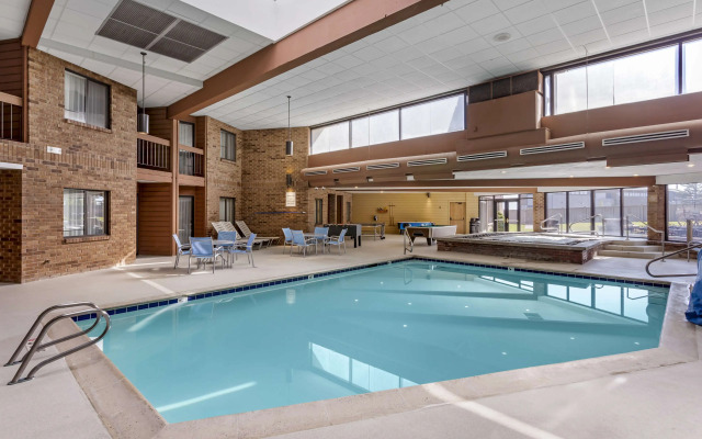 Best Western Plus Landmark Inn