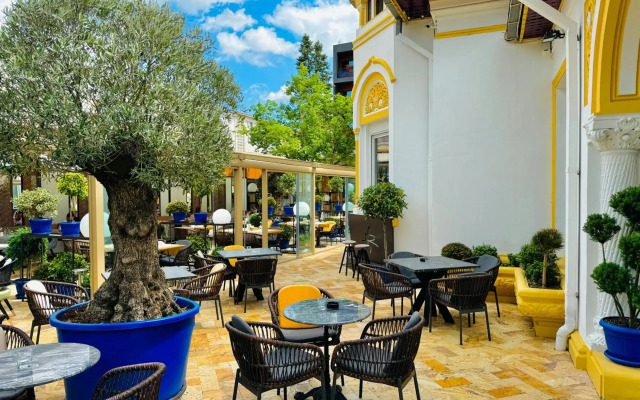 Hotel Dumbrava