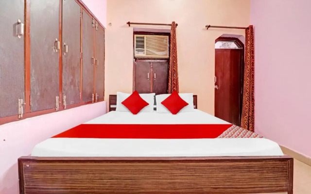 Oyo Flagship 805187 Hotel Vrv Homestay