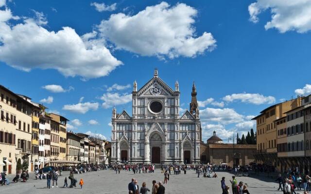 Anguillara in the Heart of Florence