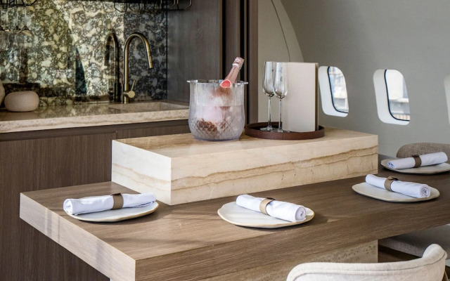Private Jet Villa