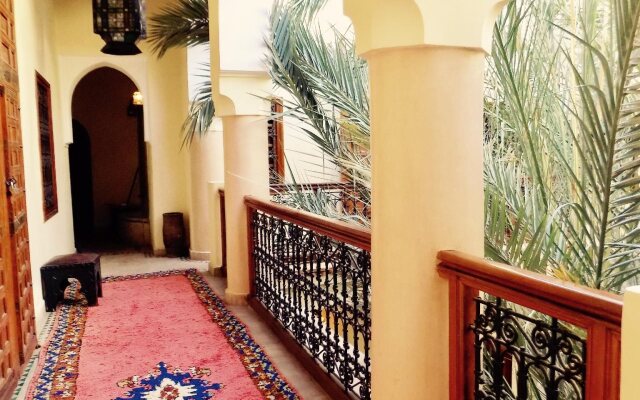 Riad Les Trois Palmiers El Bacha