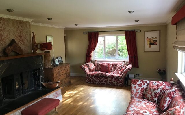 The Coach House B&B and Apartment