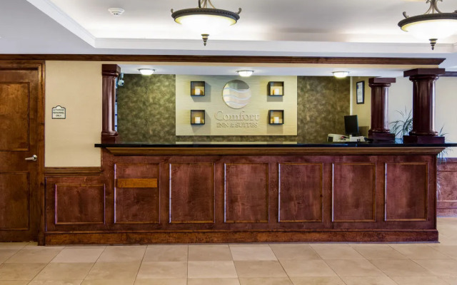 Comfort Inn & Suites