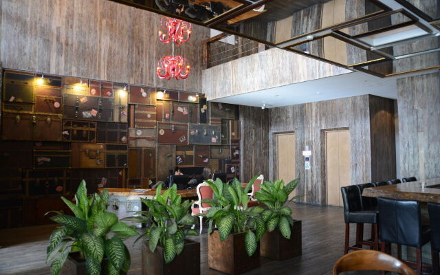 The Charlee Hotel