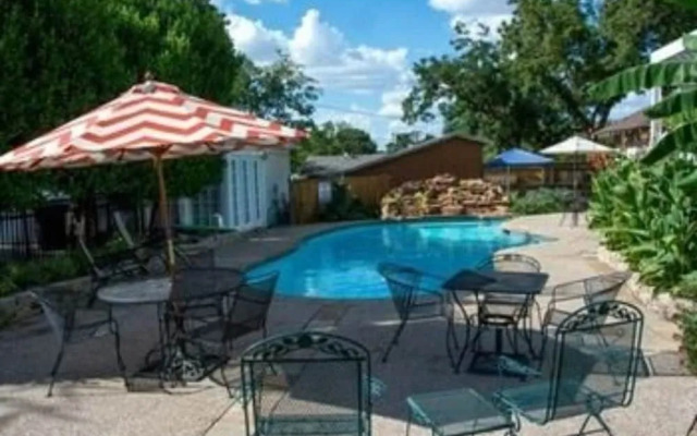 Rosen House Inn - Bed And Breakfast