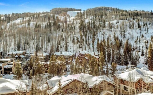 Platinum Vail Ritz-carlton 4 Bedroom Mountain Residence Just One Block From the Eagle Bahn Gondola