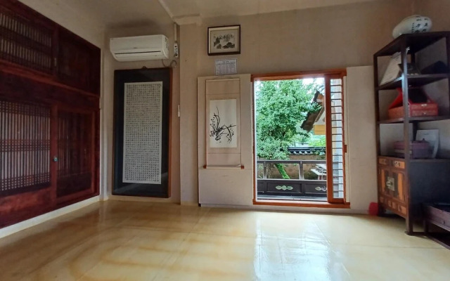Andong Hakbong Jongtaek