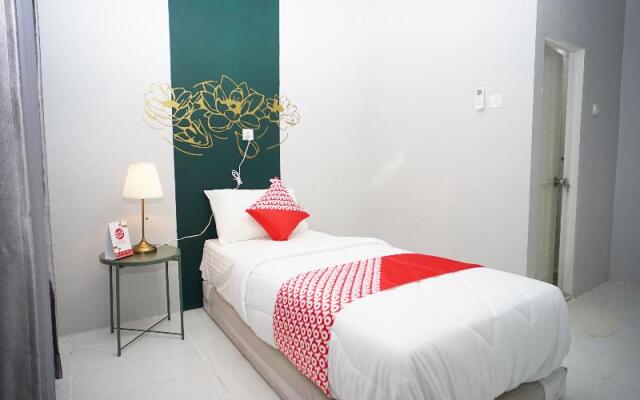 Sani Guest House by OYO Rooms