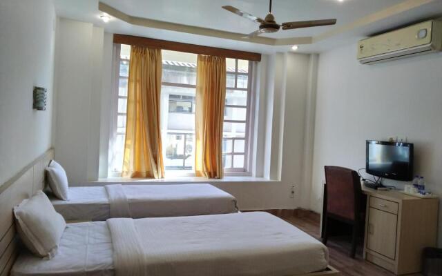 Hotel SC Grand